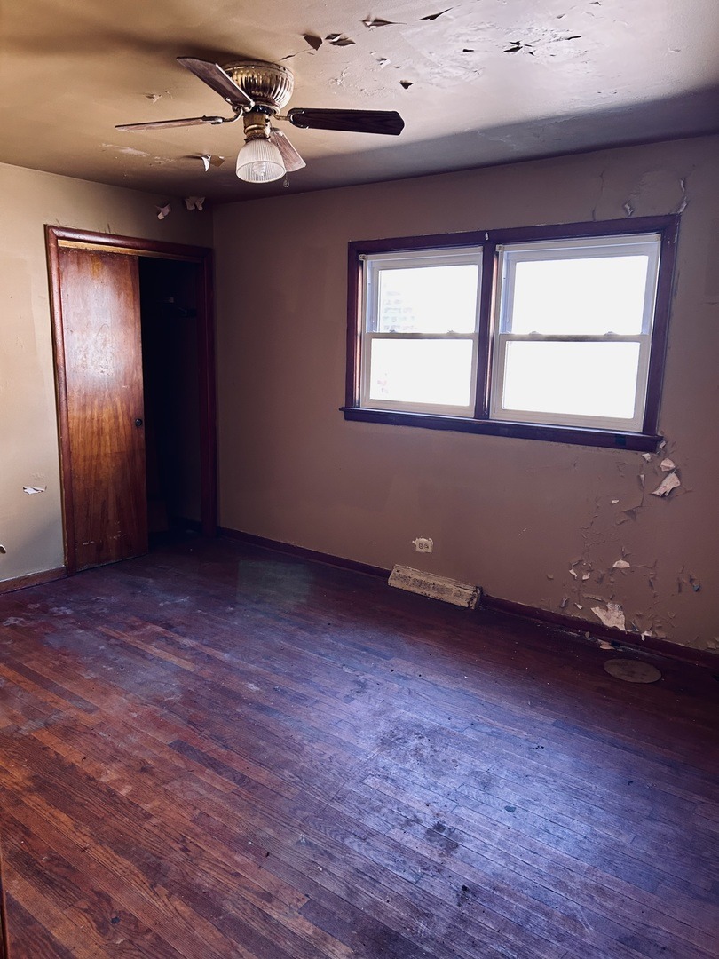 Muskegon Ave, Chicago, IL 60617 #1