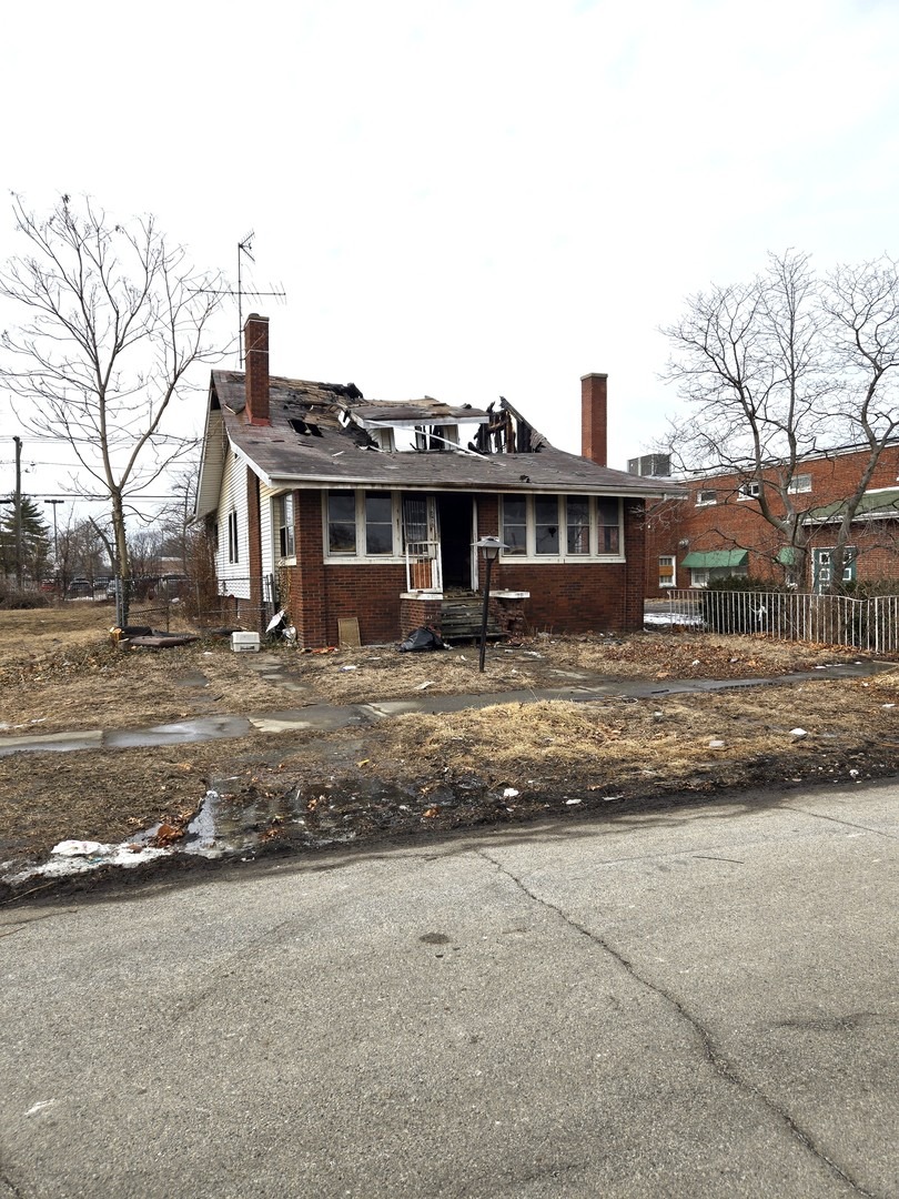 Marshfield Ave, Harvey, IL 60426