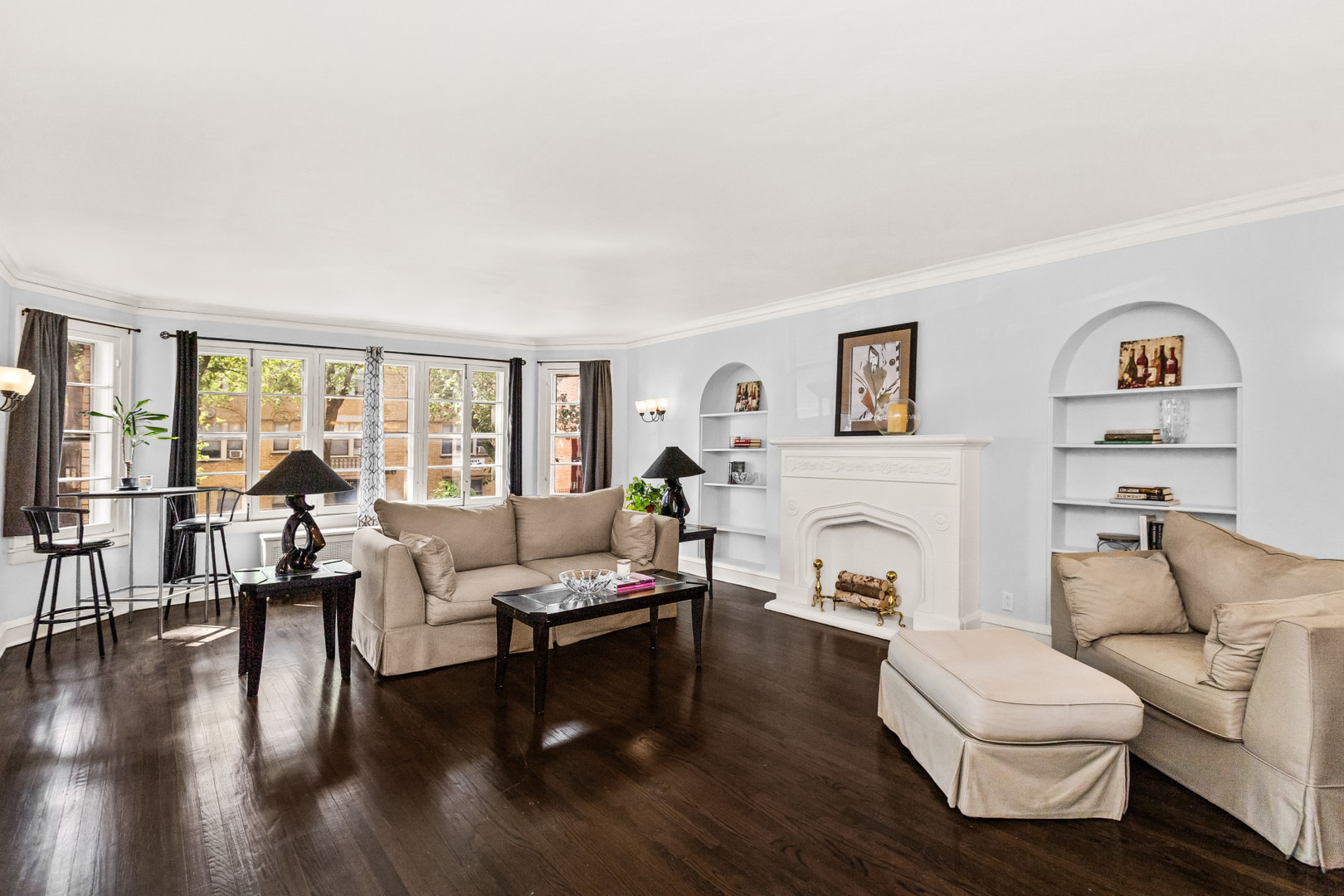 Seeley Ave, Chicago, IL 60645