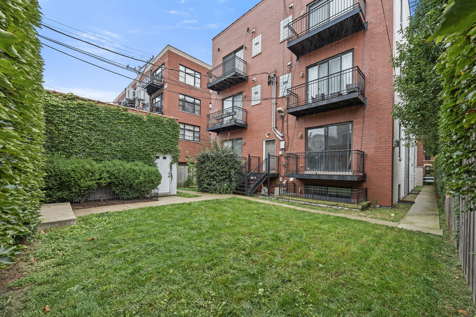 Pierce Ave, Chicago, IL 60622 #1