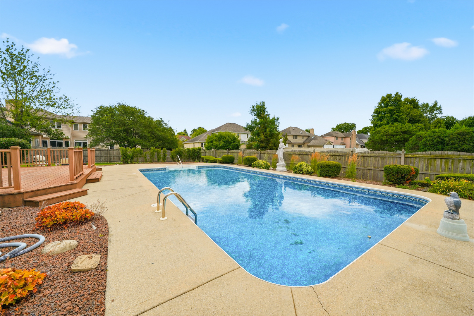 Coventry Ln, Munster, IN 46321 #1