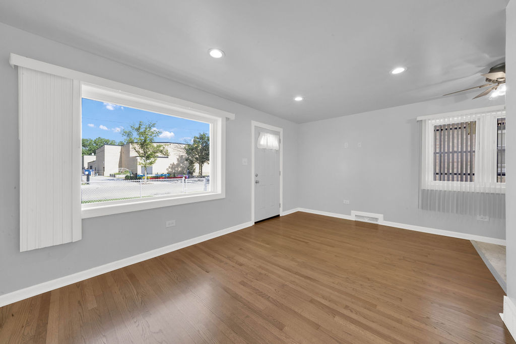 Hoyne Ave, Chicago, IL 60636
