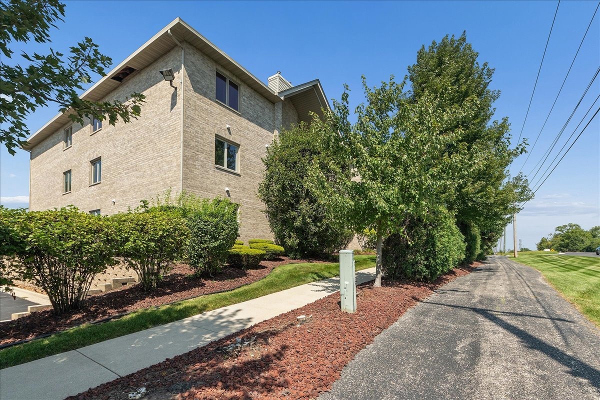 Norwich Ln, Orland Park, IL 60467 #1