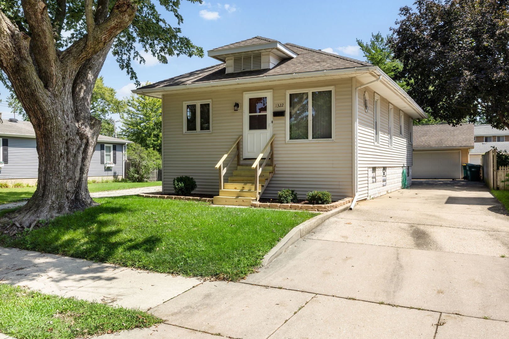 Prairie Ave, Joliet, IL 60435 #1