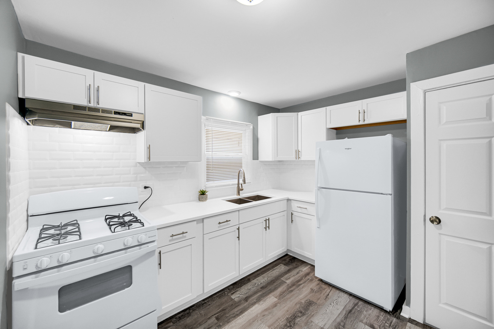 76th St, Chicago, IL 60619 #1