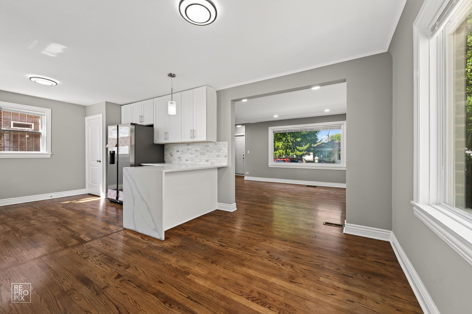Forest Ave, Chicago, IL 60628 #1