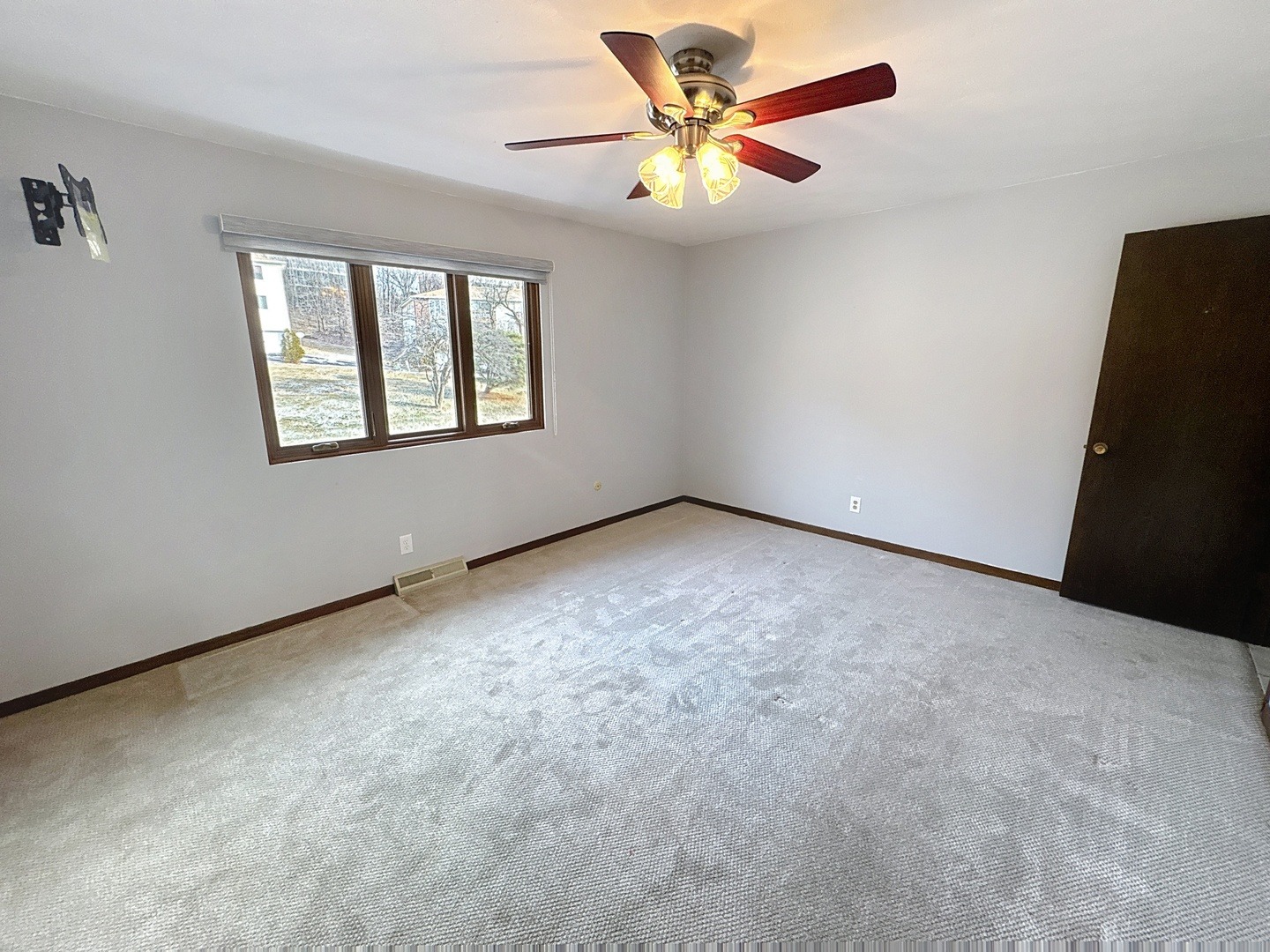 35th St, Moline, IL 61265