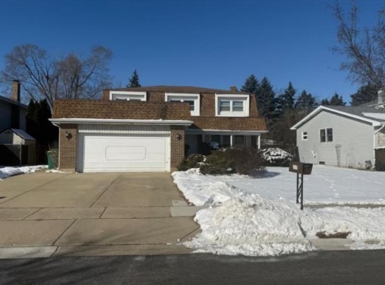 Tanglewood Dr, Wheeling, IL 60090 #1