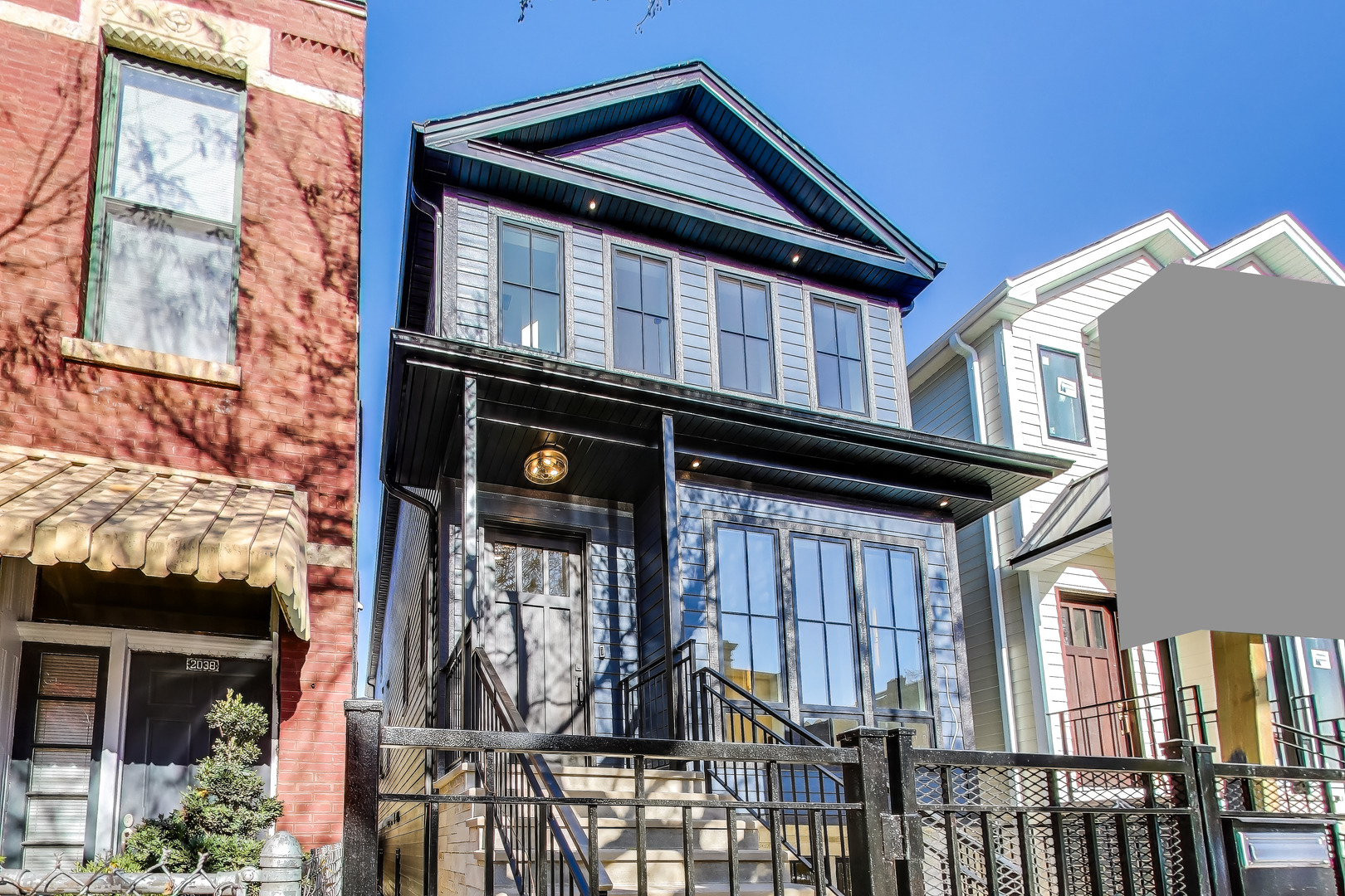Superior St, Chicago, IL 60622