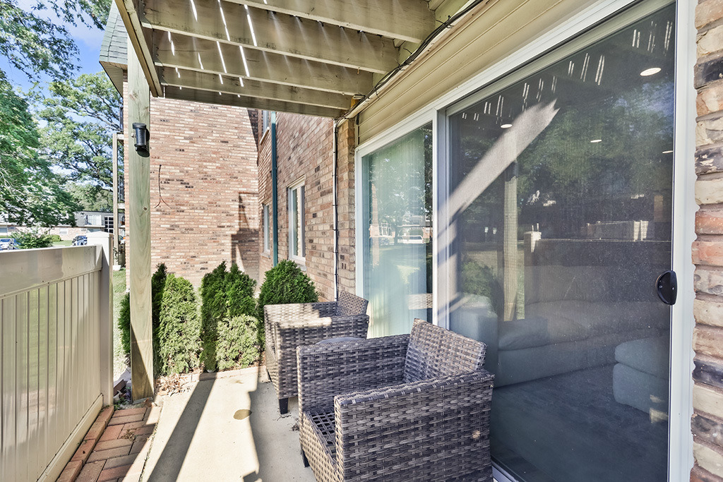 84th Ter, Palos Hills, IL 60465 #1
