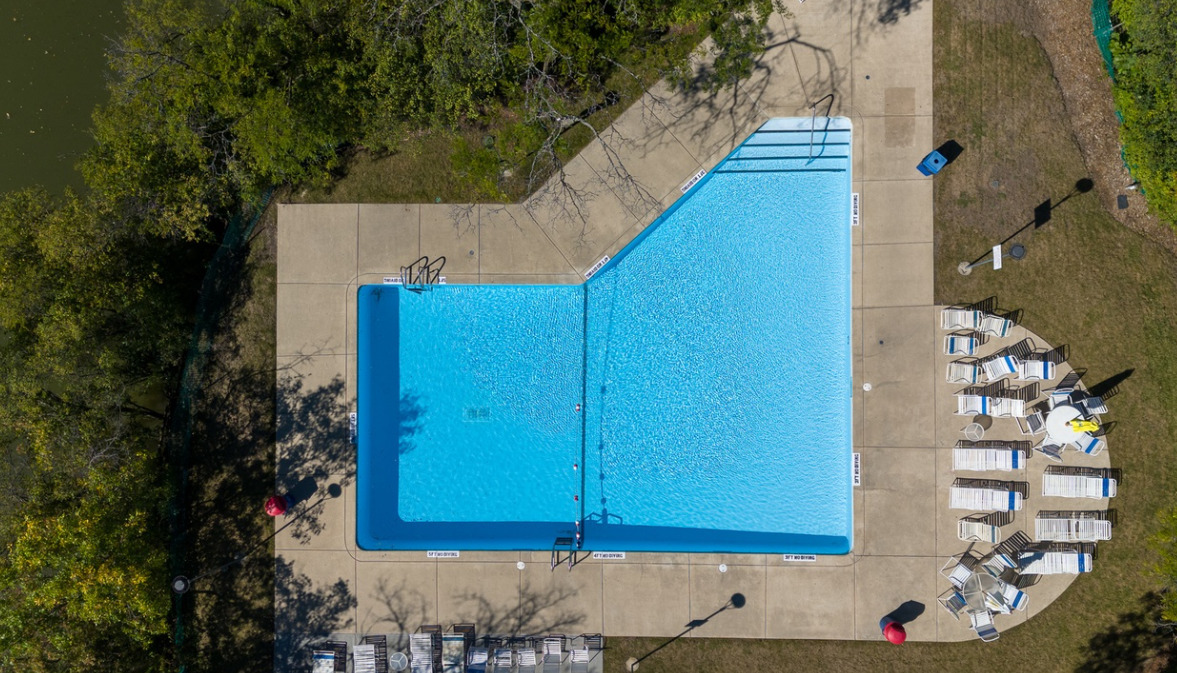 Lake Dr, Lisle, IL 60532