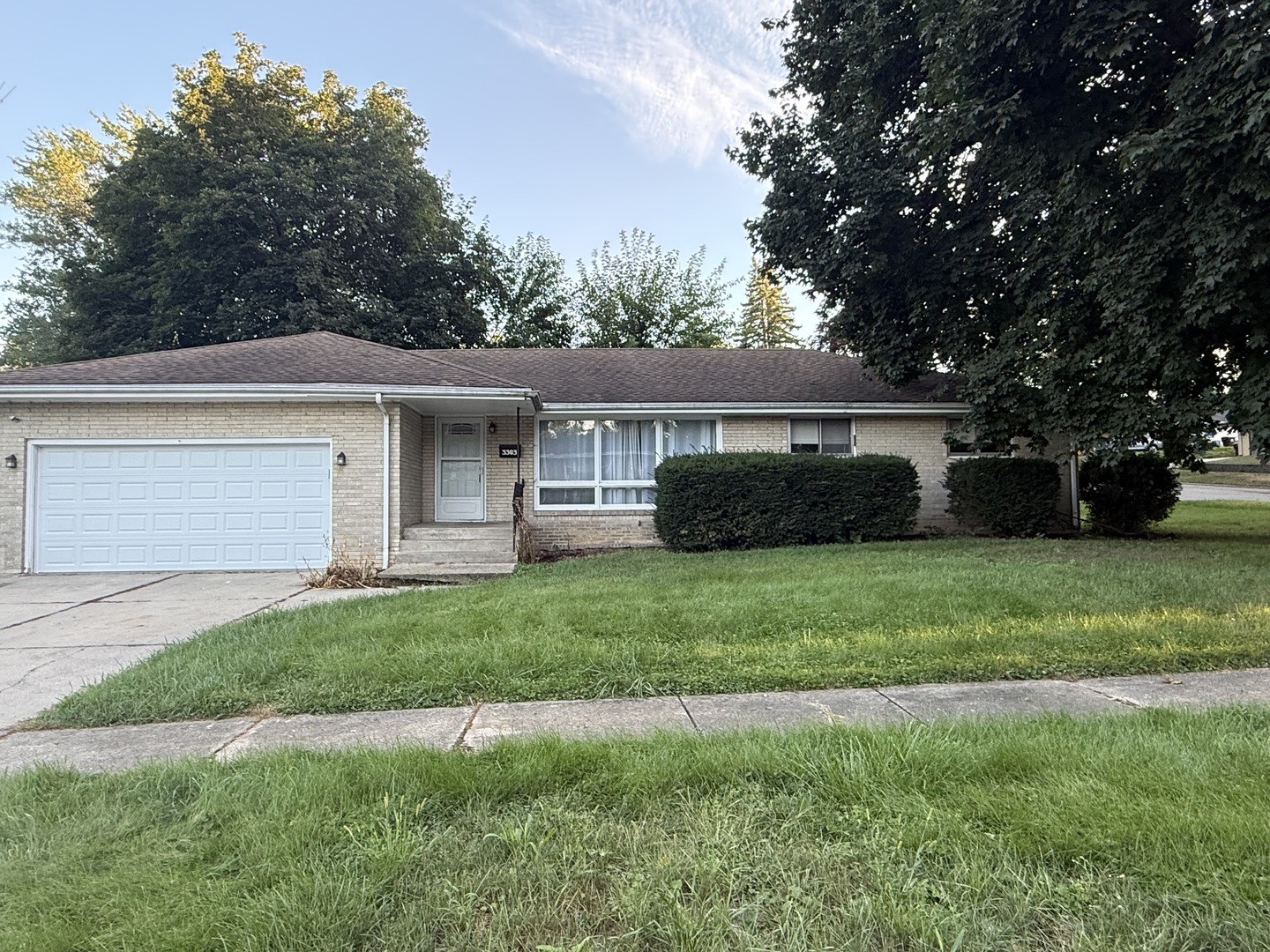 Greenwood Ave, Rockford, IL 61107 #1