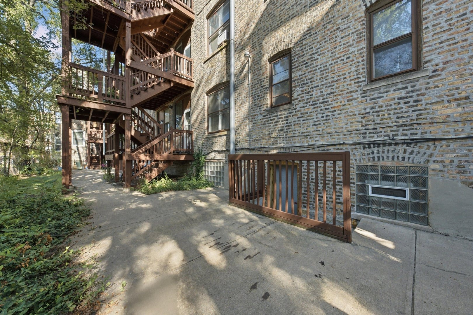61st St, Chicago, IL 60637