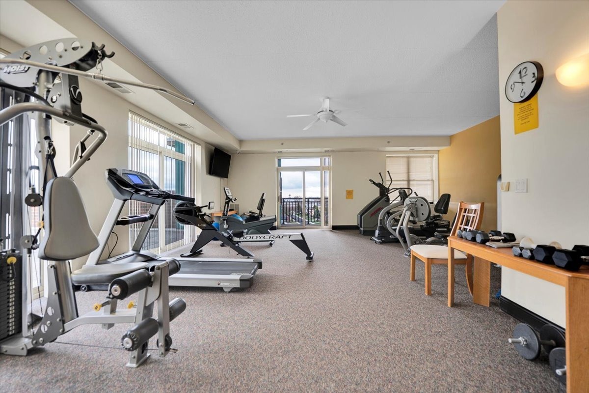 Irving Park Rd, Schiller Park, IL 60176 #1