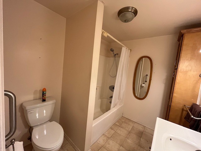 11th St, Herrin, IL 62948 #1