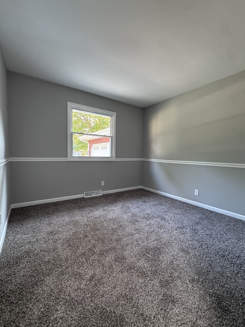 Robert St, Aurora, IL 60506 #1
