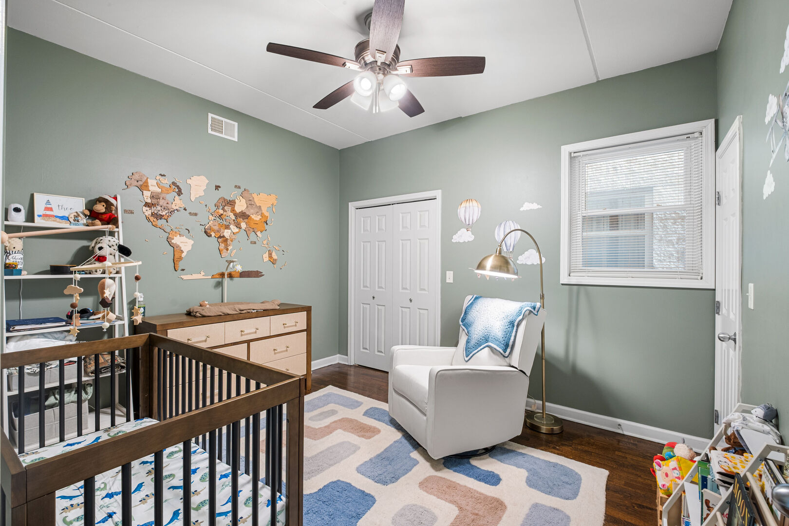 Diversey Pkwy, Chicago, IL 60614 #1