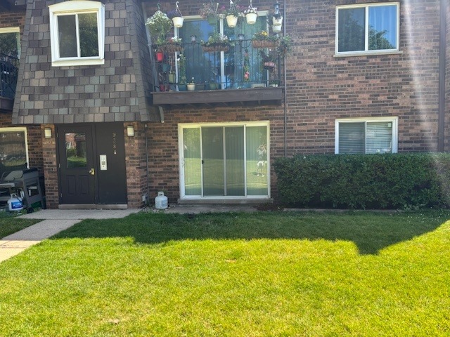 Bay Colony Dr, Des Plaines, IL 60016