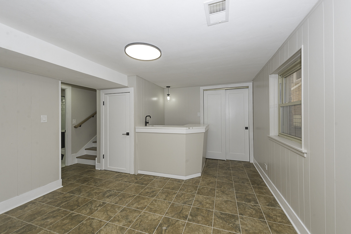 Drake Ave, Chicago, IL 60659 #1