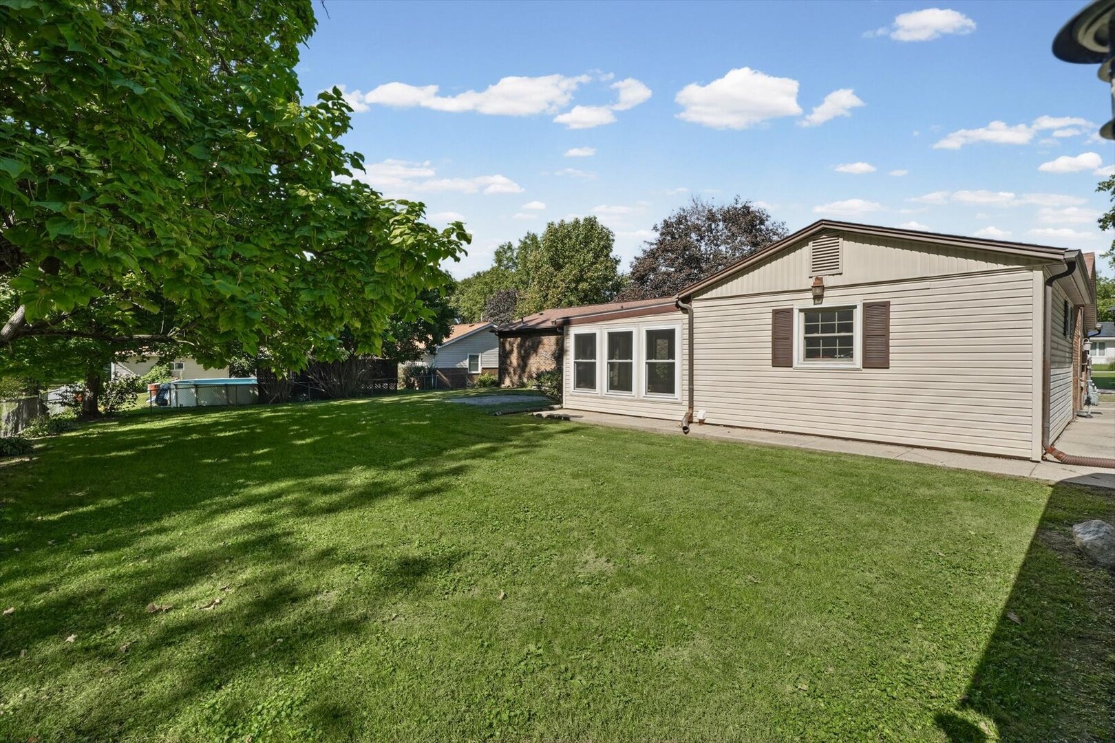 Cherokee Dr, Georgetown, IL 61846 #1