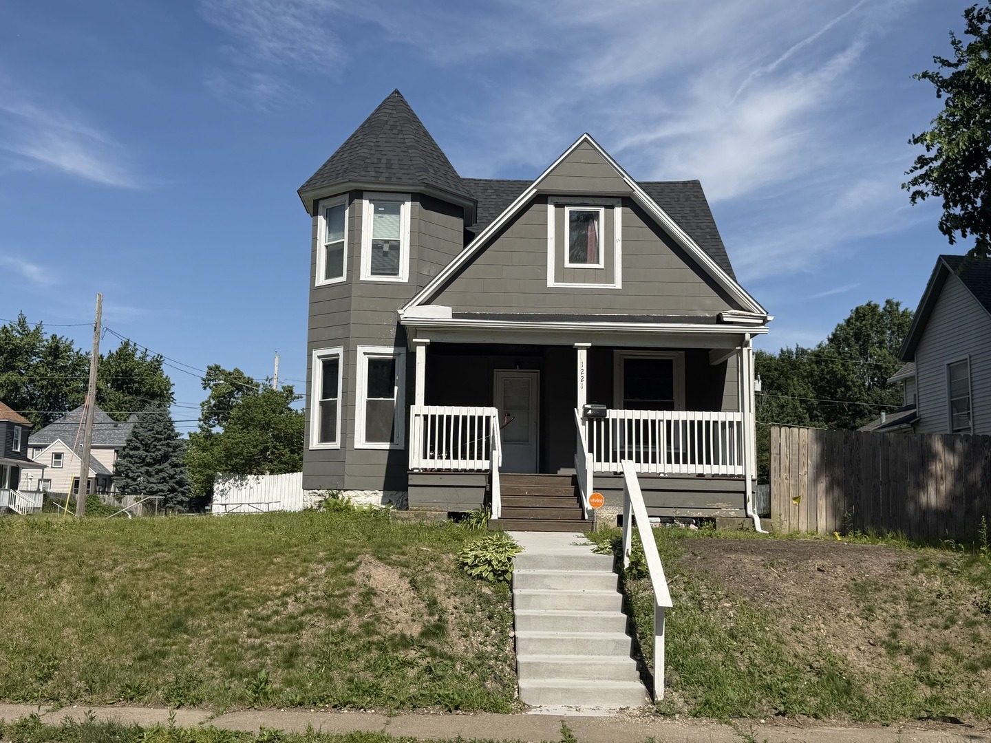 Brown St, Davenport, IA 52804 #1