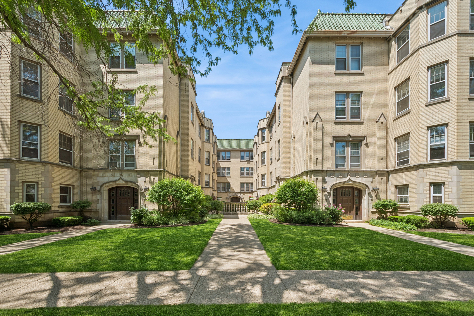 Michigan Ave, Evanston, IL 60202