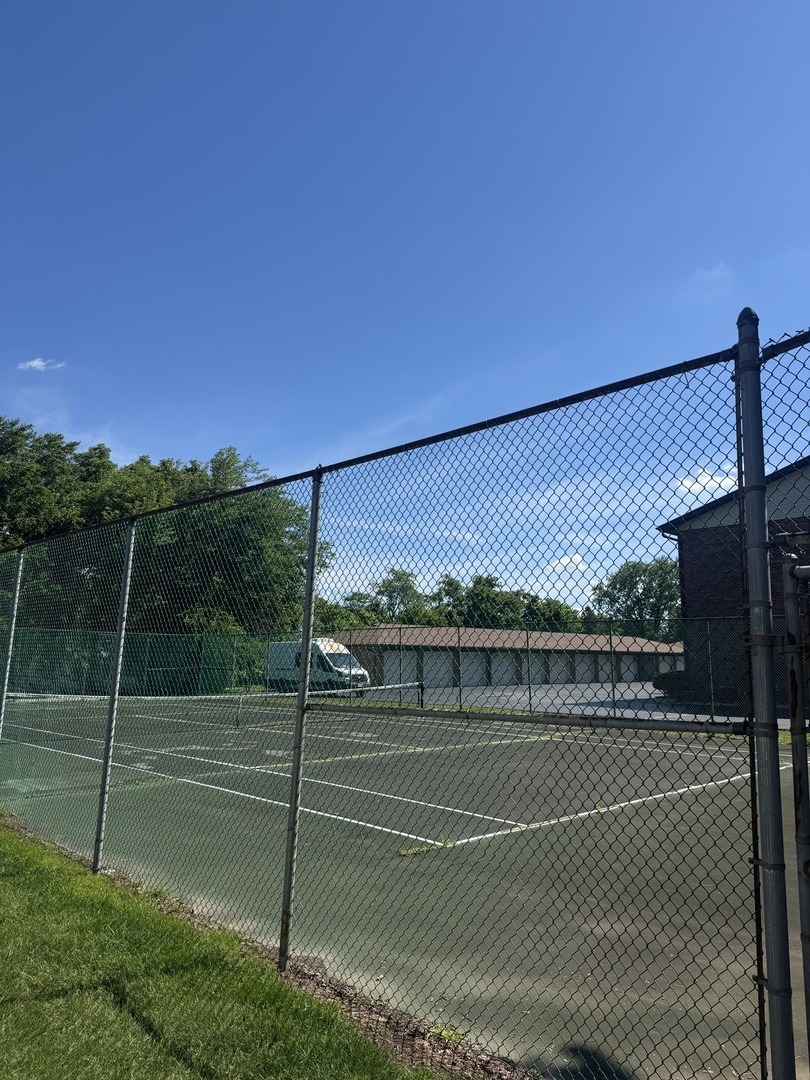 Boulder Ct, Palos Hills, IL 60465