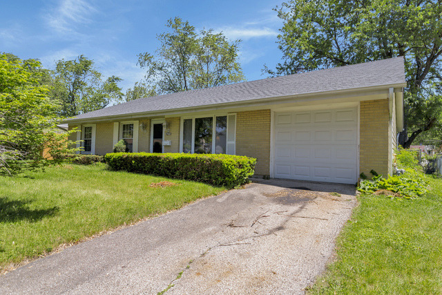Asbury Cir, Hanover Park, IL 60133 #1