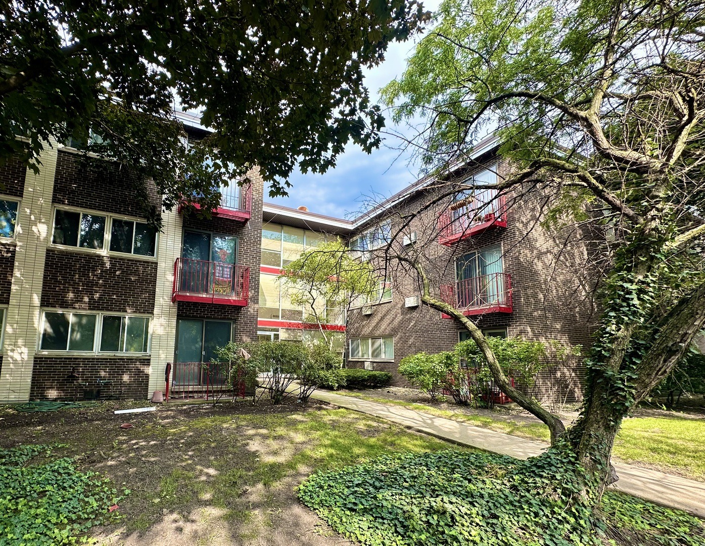 Skokie Blvd, Skokie, IL 60077 #1