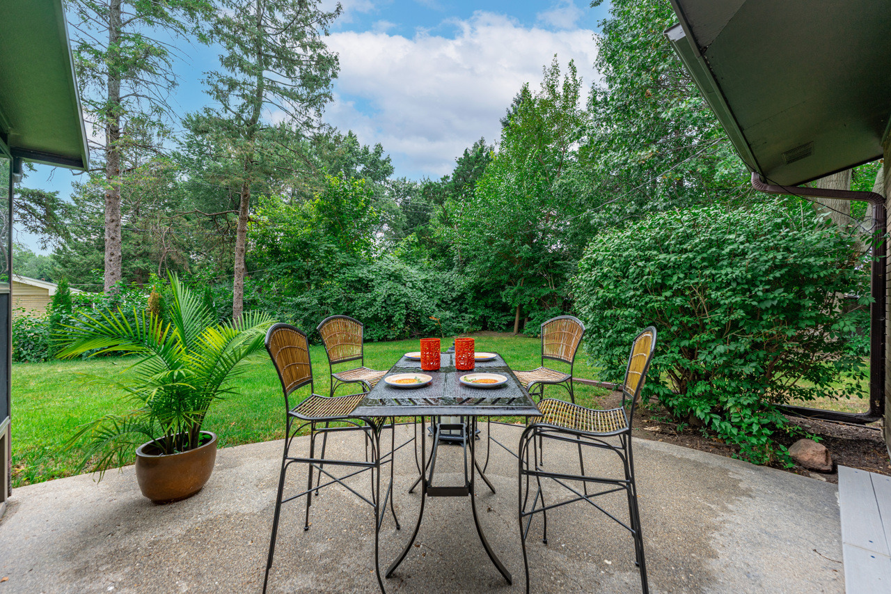 Welsh Rd, Rockford, IL 61107 #1