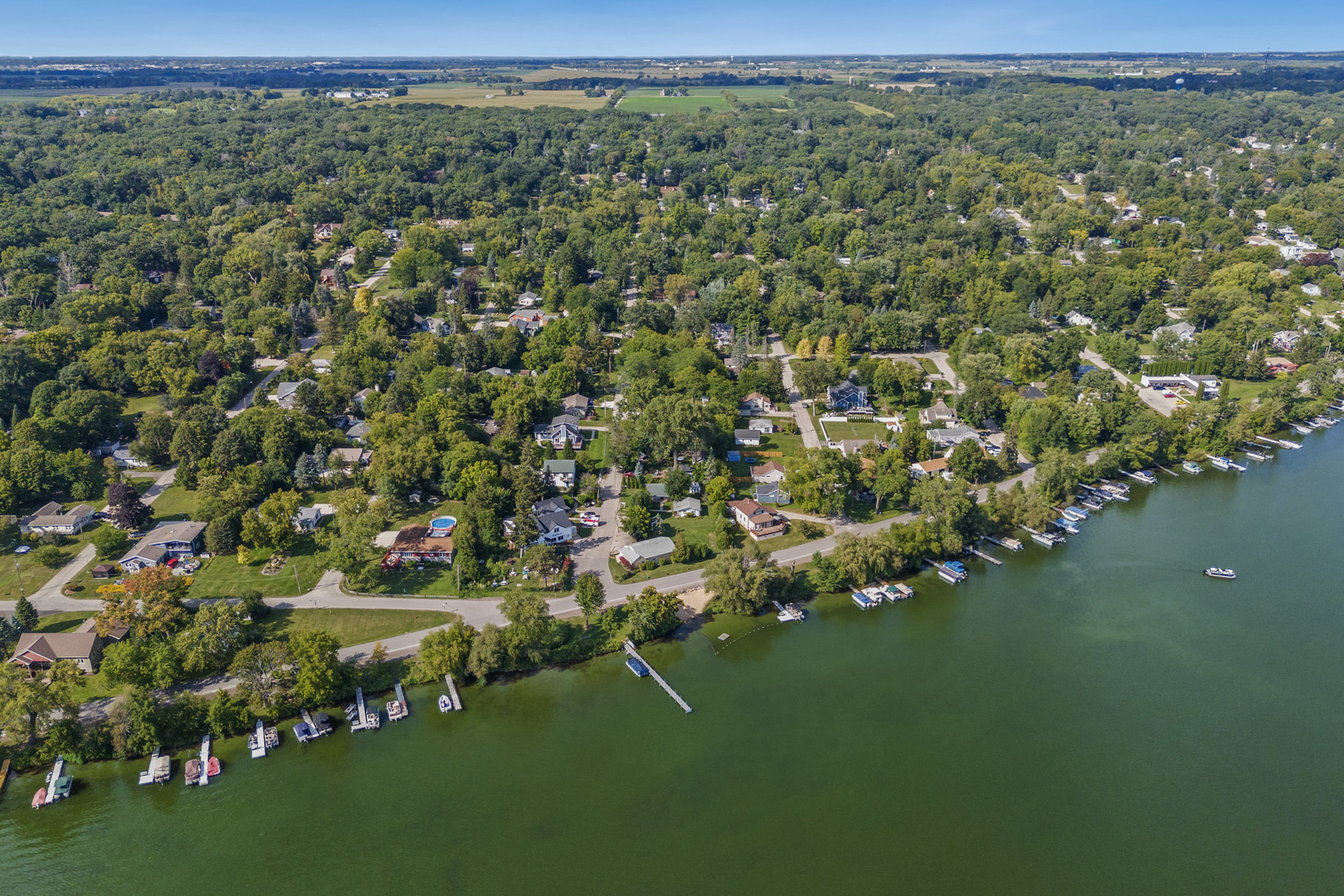 Uranus Rd, Lake Geneva, WI 53147