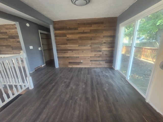 29th Ave, Rock Island, IL 61201 #1