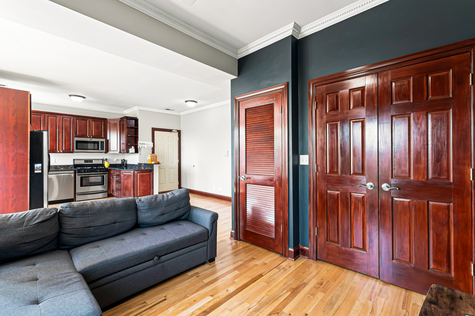 Drake Ave, Chicago, IL 60625
