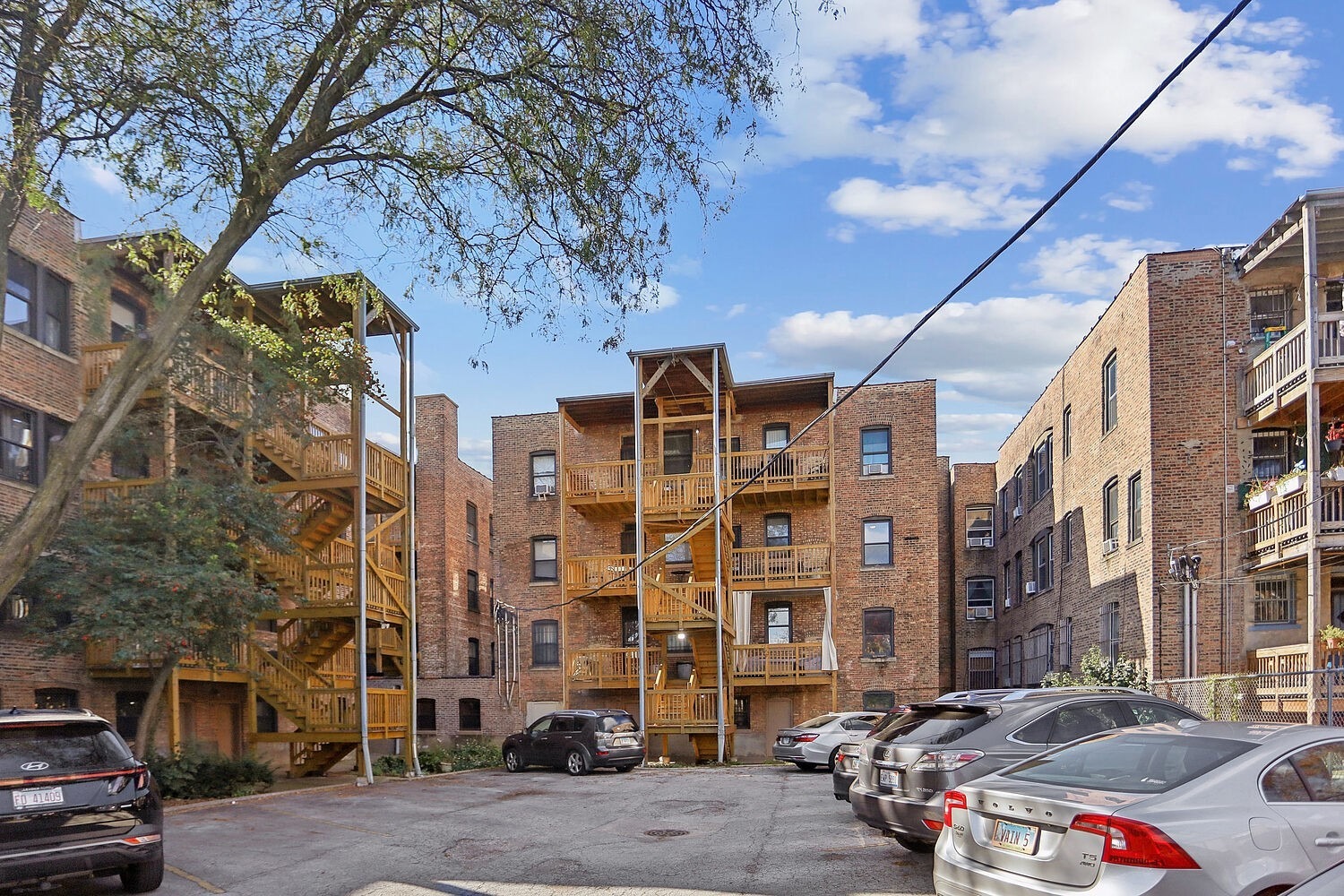 Greenwood Ave, Chicago, IL 60615 #1