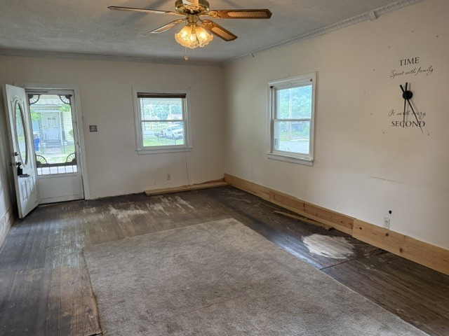 Oak St, West Frankfort, IL 62896 #1