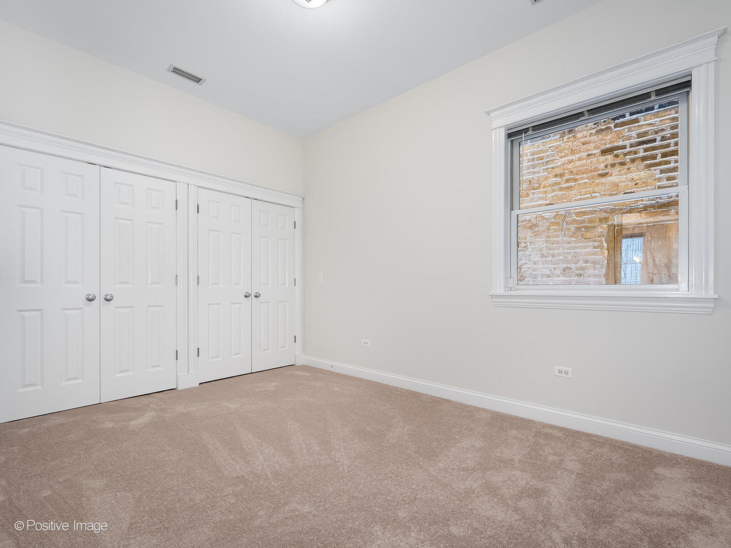Montana St, Chicago, IL 60614 #1