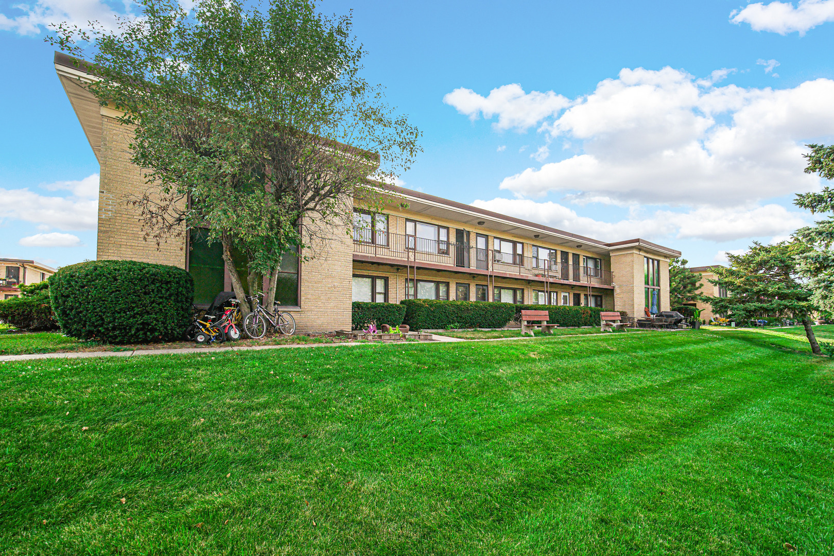 King Arthur Ct, Northlake, IL 60164