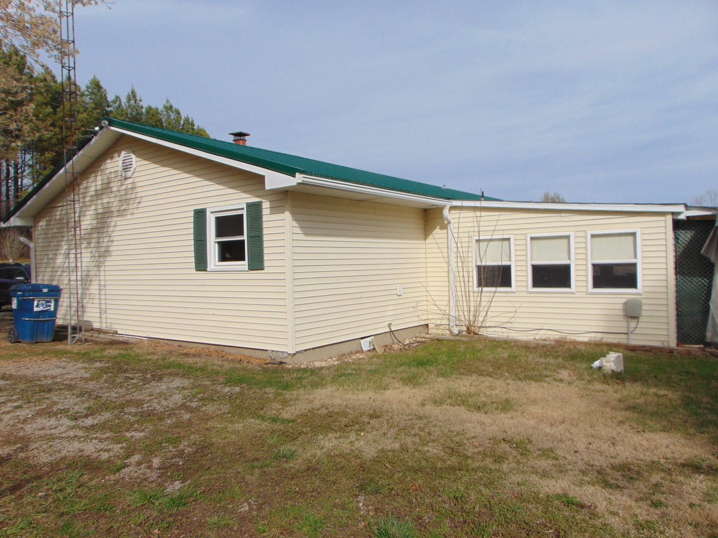 1100 SHARP ROCK Rd  