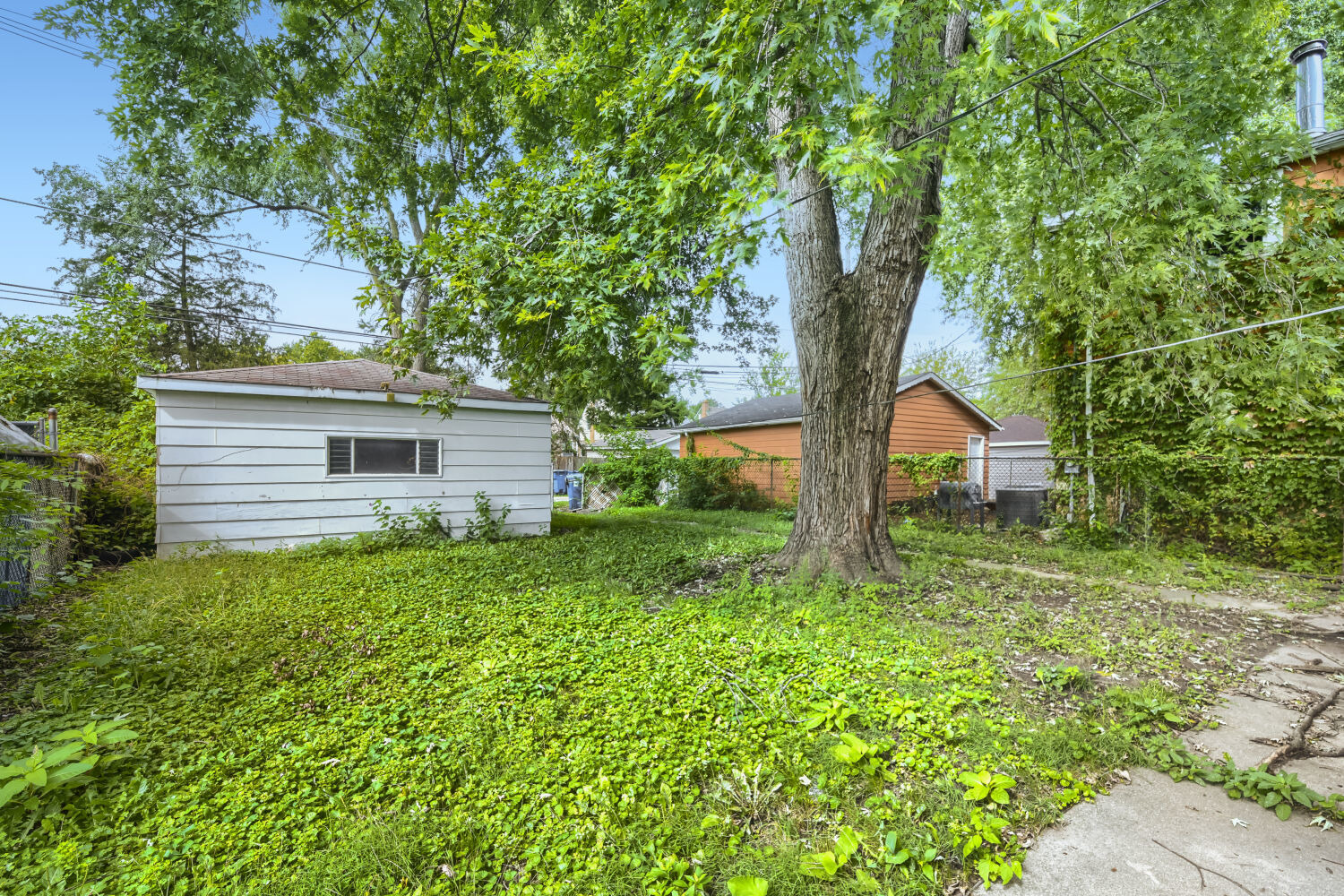Forest Ave, Calumet City, IL 60409