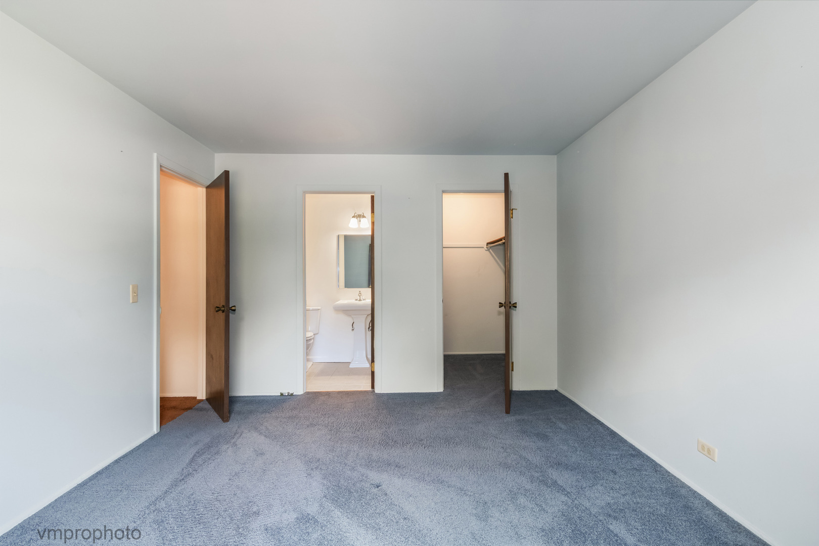 Arrowwood Ct, Schaumburg, IL 60193 #1