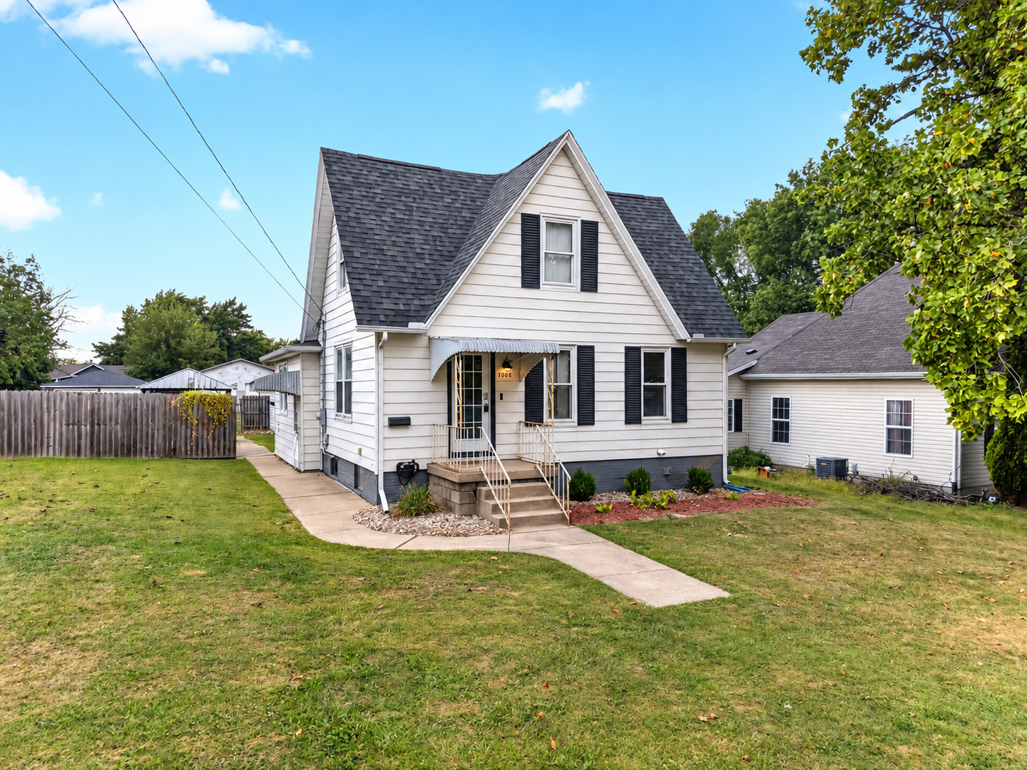 Painter St, Streator, IL 61364