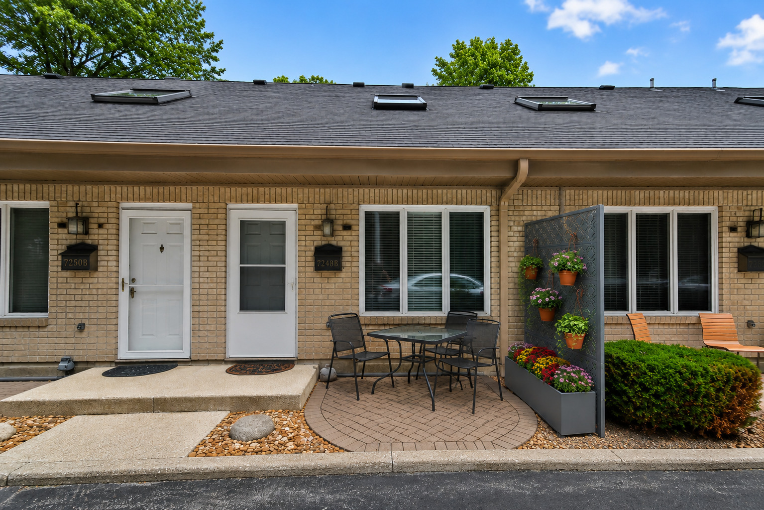 Dixon St, Forest Park, IL 60130