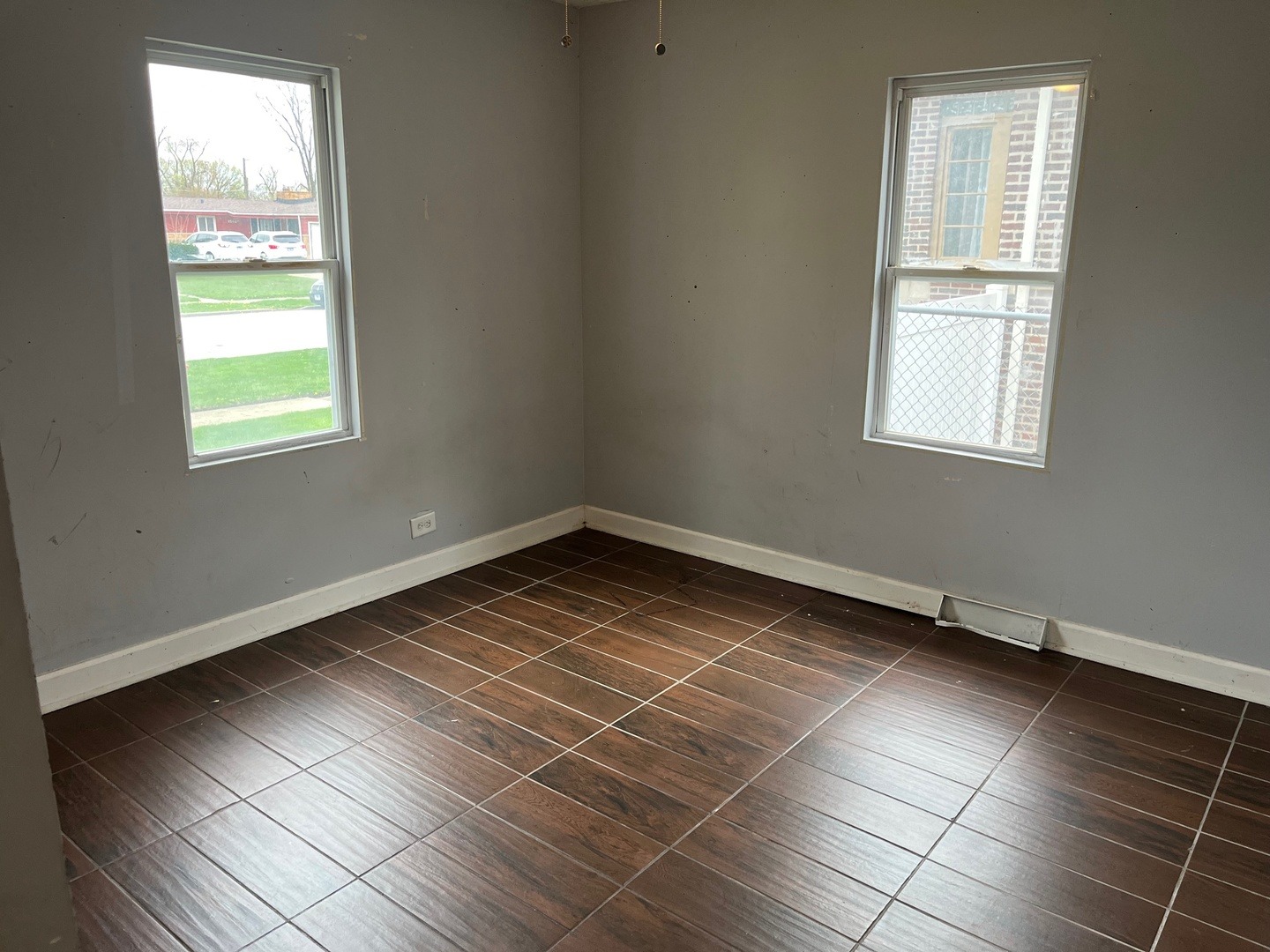 Myrtle Ave, Harvey, IL 60426