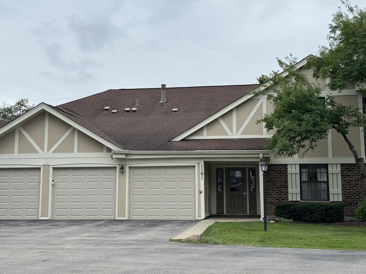 Wildberry Ct, Wheeling, IL 60090 #1