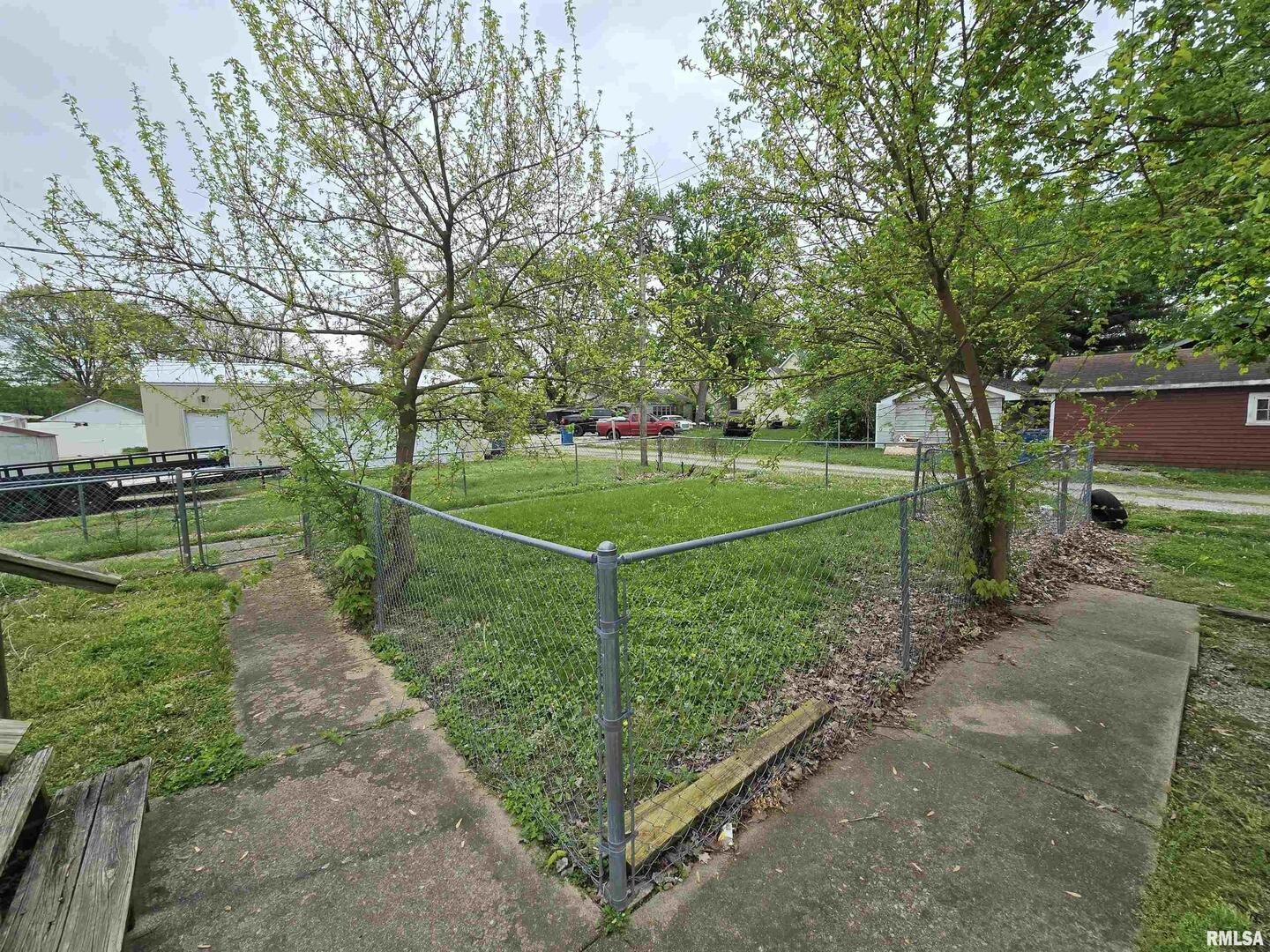 Noleman St, Centralia, IL 62801