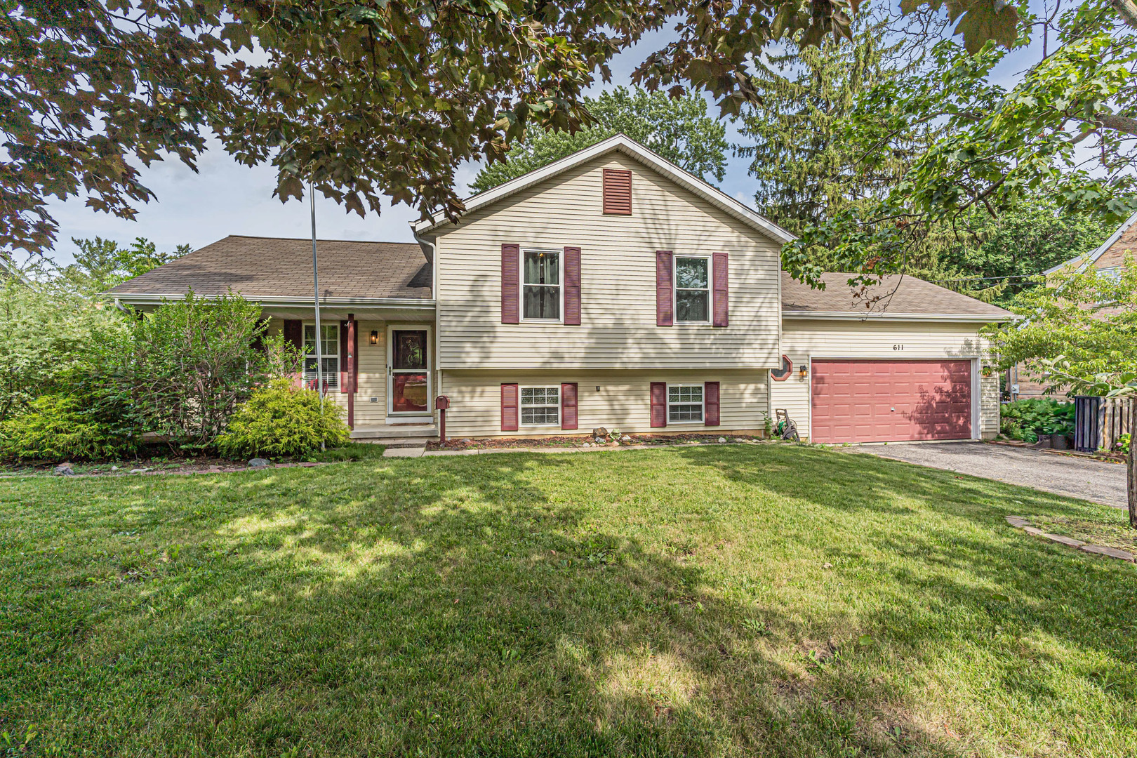 Parkway Ave, Antioch, IL 60002 #1