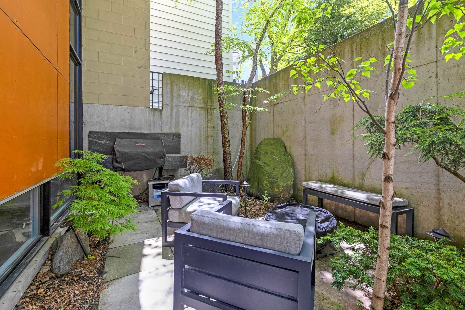 Hermitage Ave, Chicago, IL 60622 #1