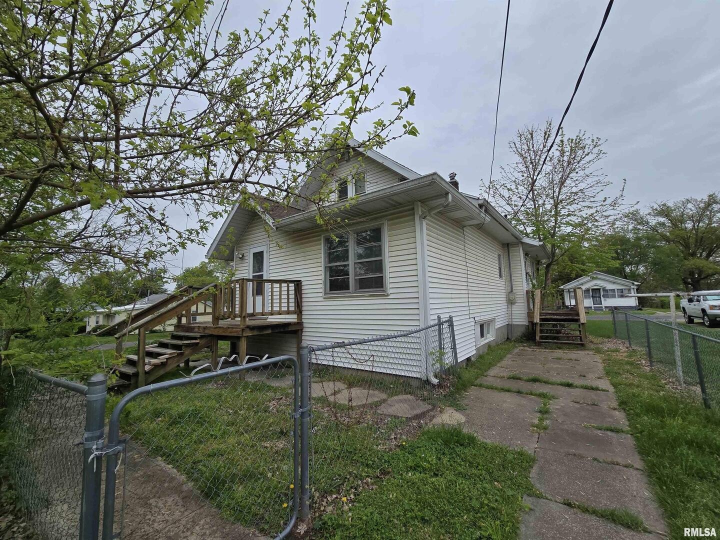 Noleman St, Centralia, IL 62801 #1