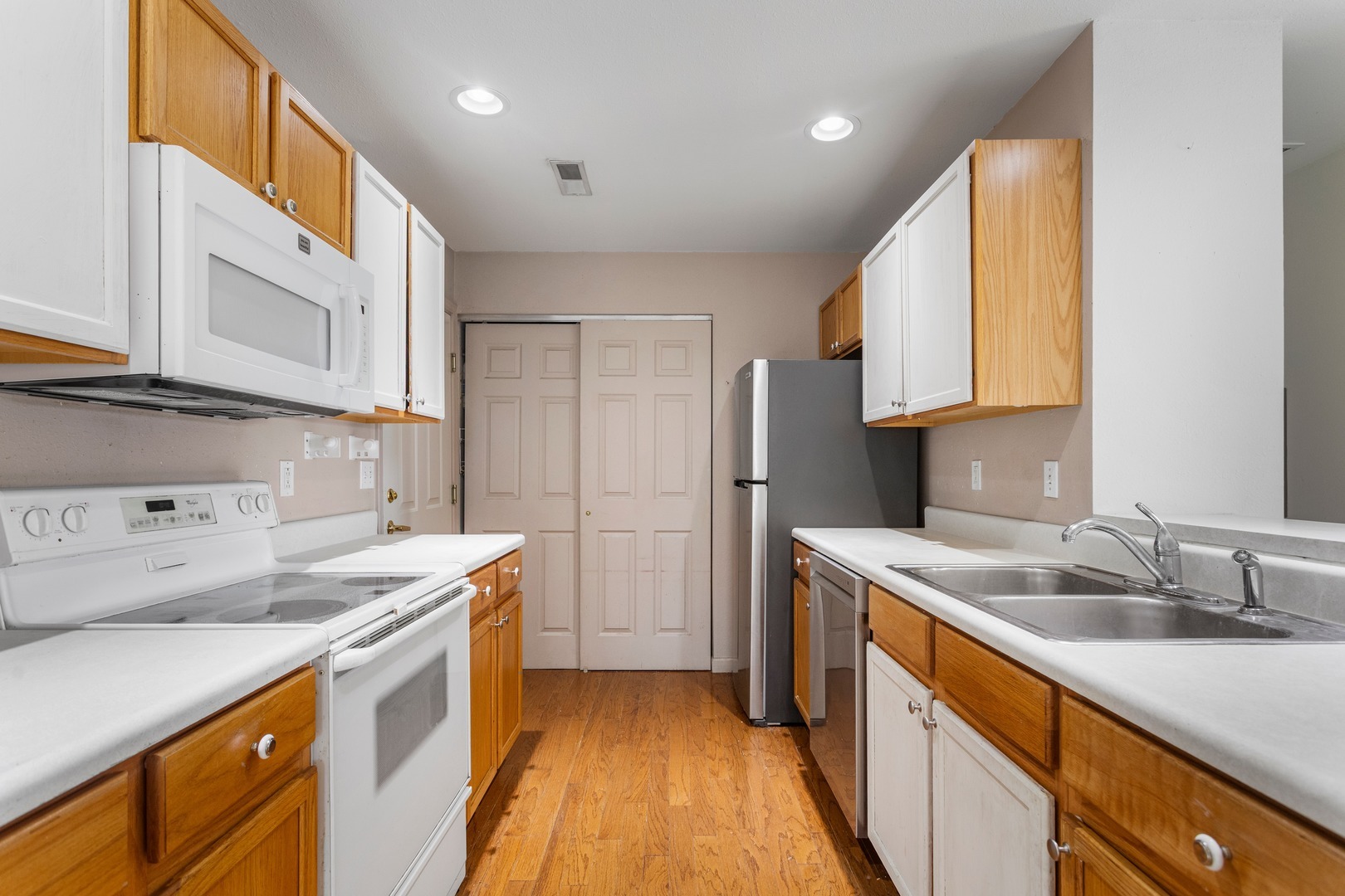 Windward Blvd, Champaign, IL 61821