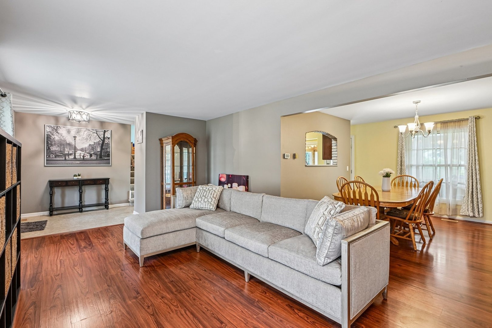 Blackhawk Ct, Schaumburg, IL 60193 #1